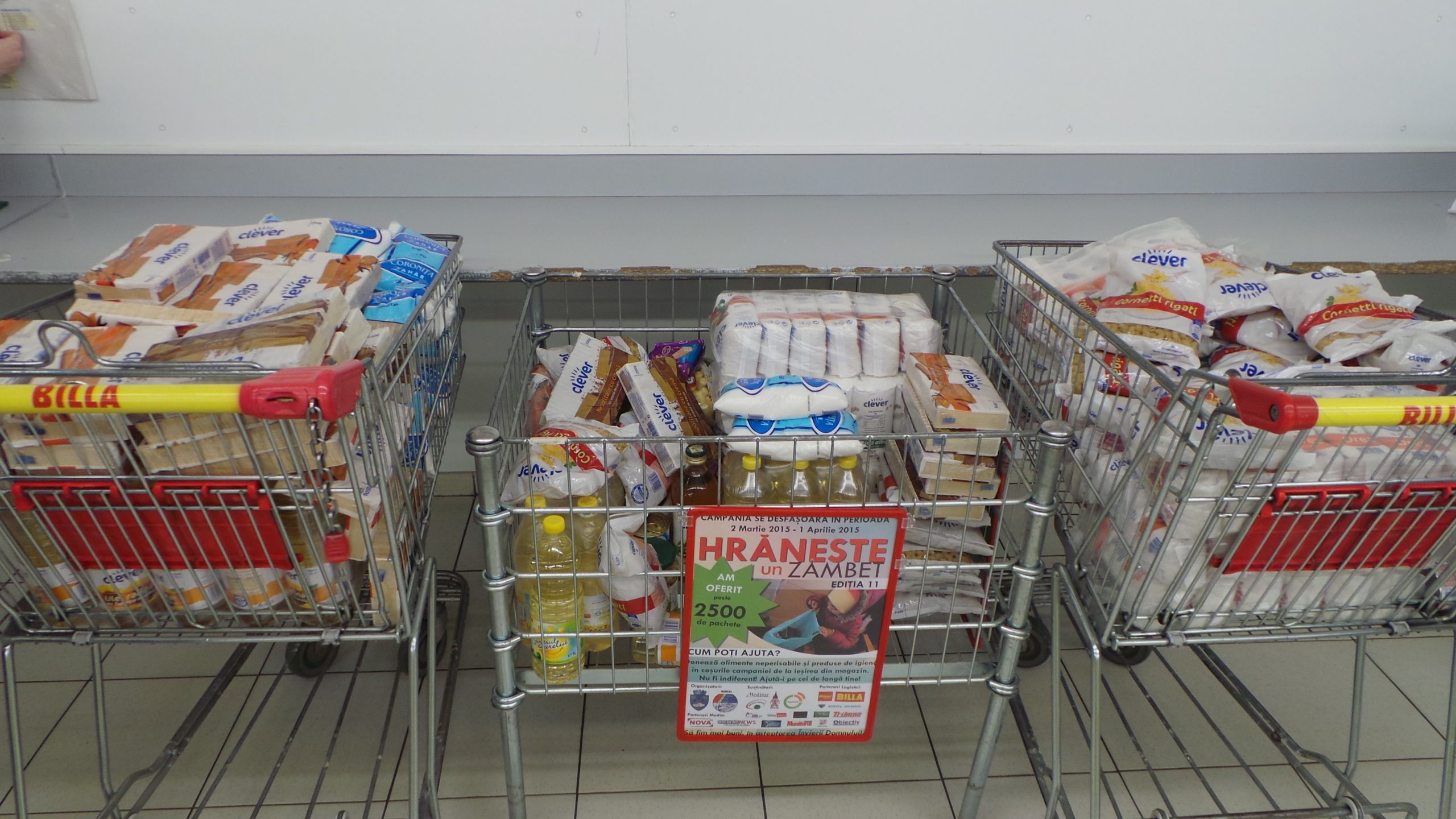 Organizatorii campaniei „Hrănește un zâmbet”, exemplu pentru medieșeni