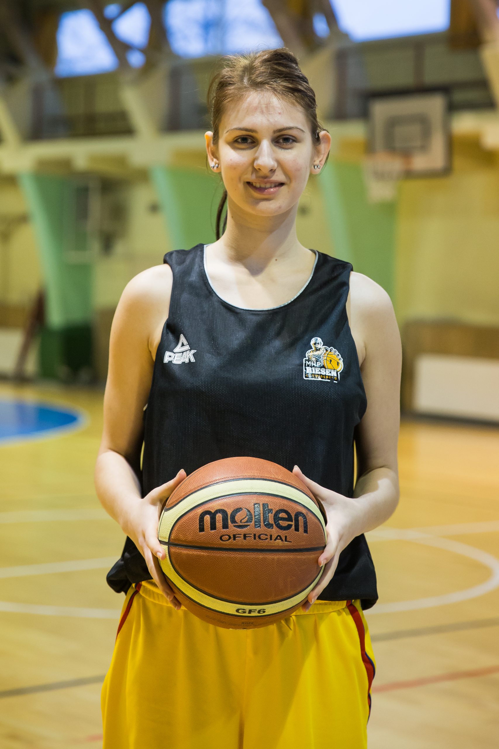 Început cu victorie pentru România U18 la Campionatul European. Sibianca Antonia Radu face parte din lotul tricolorelor