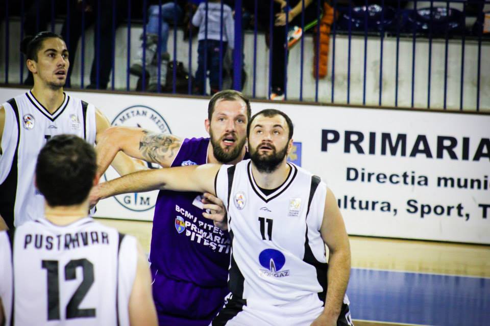 Un „medieşan” are cele mai multe double-double din Liga Naţională de Baschet