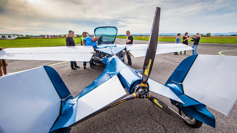 aeromobil flying car dezeen 468 8