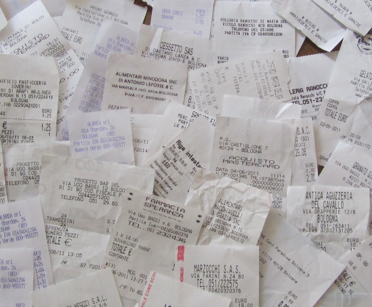 Aproape 250 de sibieni au bonuri câștigătoare la loteria Fiscului