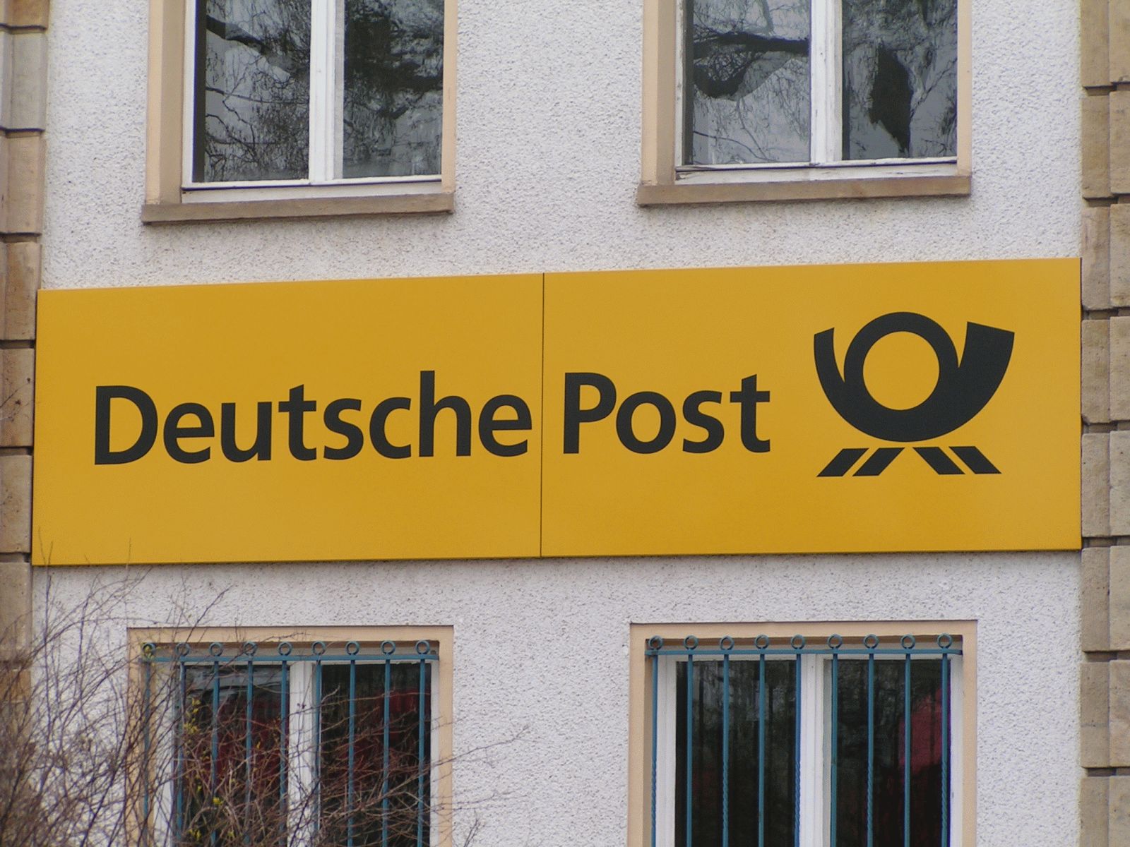 Germania angajează poștași și agenți de pază/securitate din România