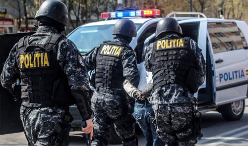Scandal în stradă la Hoghilag. Au intervenit polițiștii și jandarmii
