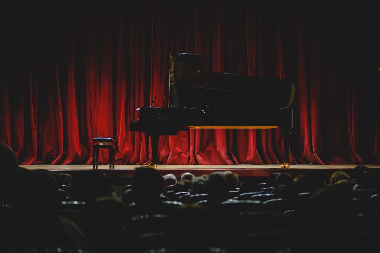 Luna mai – apogeul stagiunii 2014-2015 la Filarmonica de Stat Sibiu
