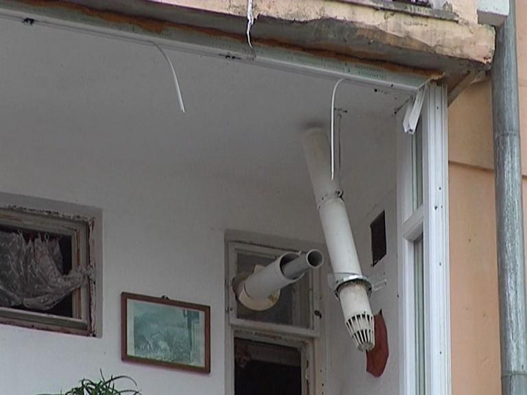 vlcsnap 2015 04 05 19h52m25s240