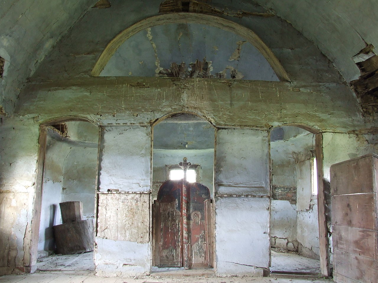 1280px Biserica de lemn din BrosteniSB02