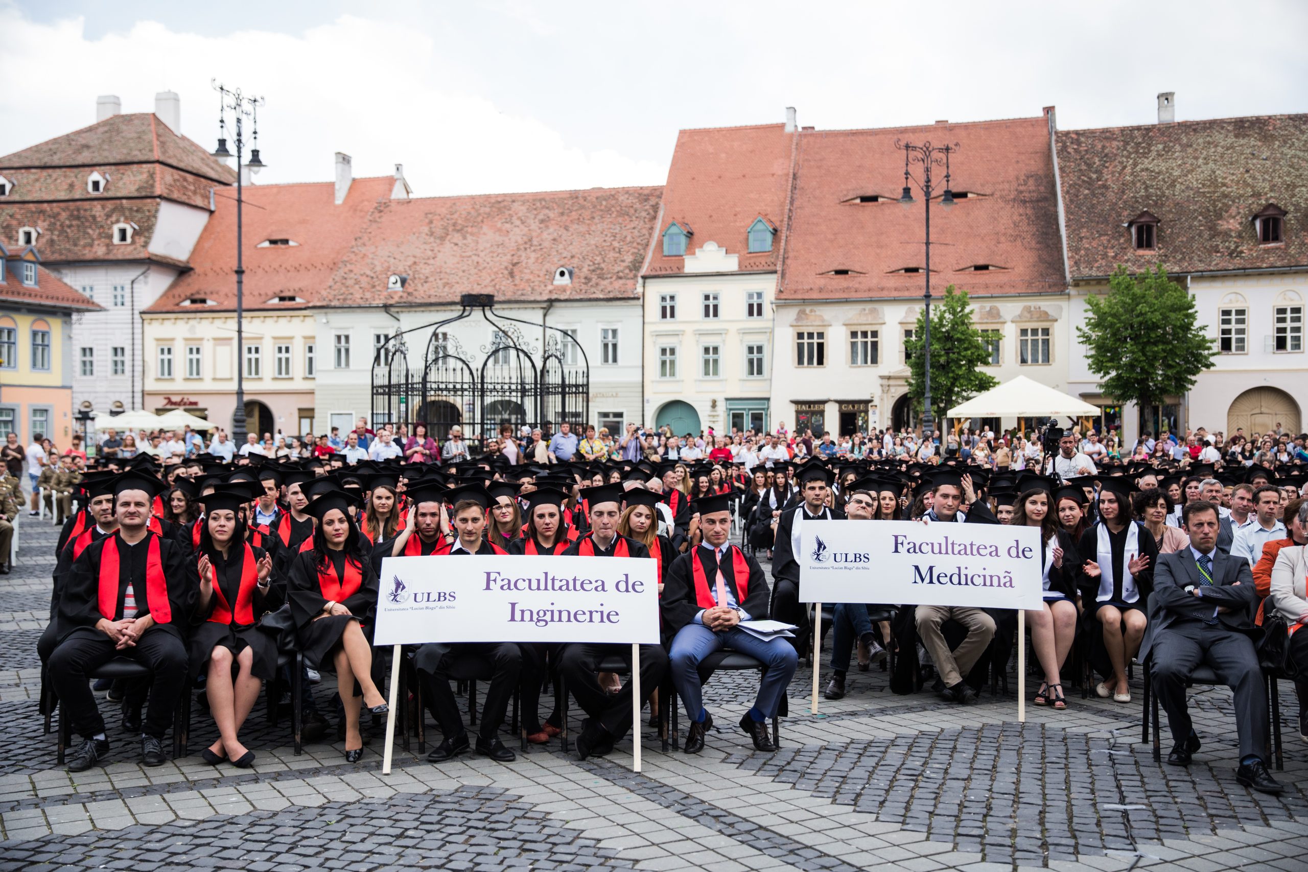 Gaudeamus 2015 a adunat mii de studenți în Piața Mare/ Fotogalerie