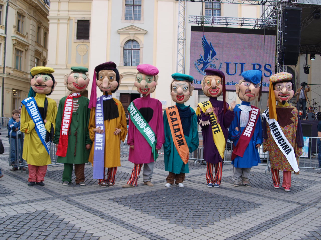 Studenții sibienii vor avea ultimul curs, în Piața Mare
