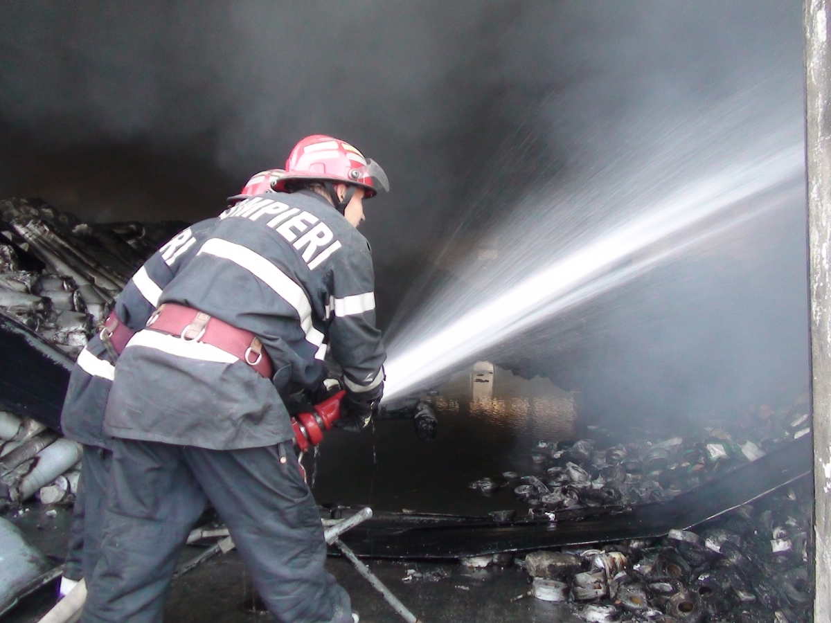 Incendiu la mansarda unei case din Sibiu