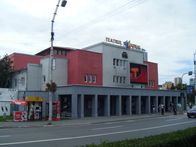 Actorii Teatrului Național „Radu Stanca“ Sibiu îl omagiază pe Lucian Blaga