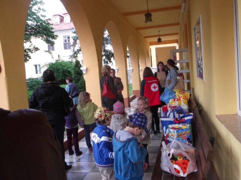 Copiii de la Grădinița nr.16, voluntari pentru o zi