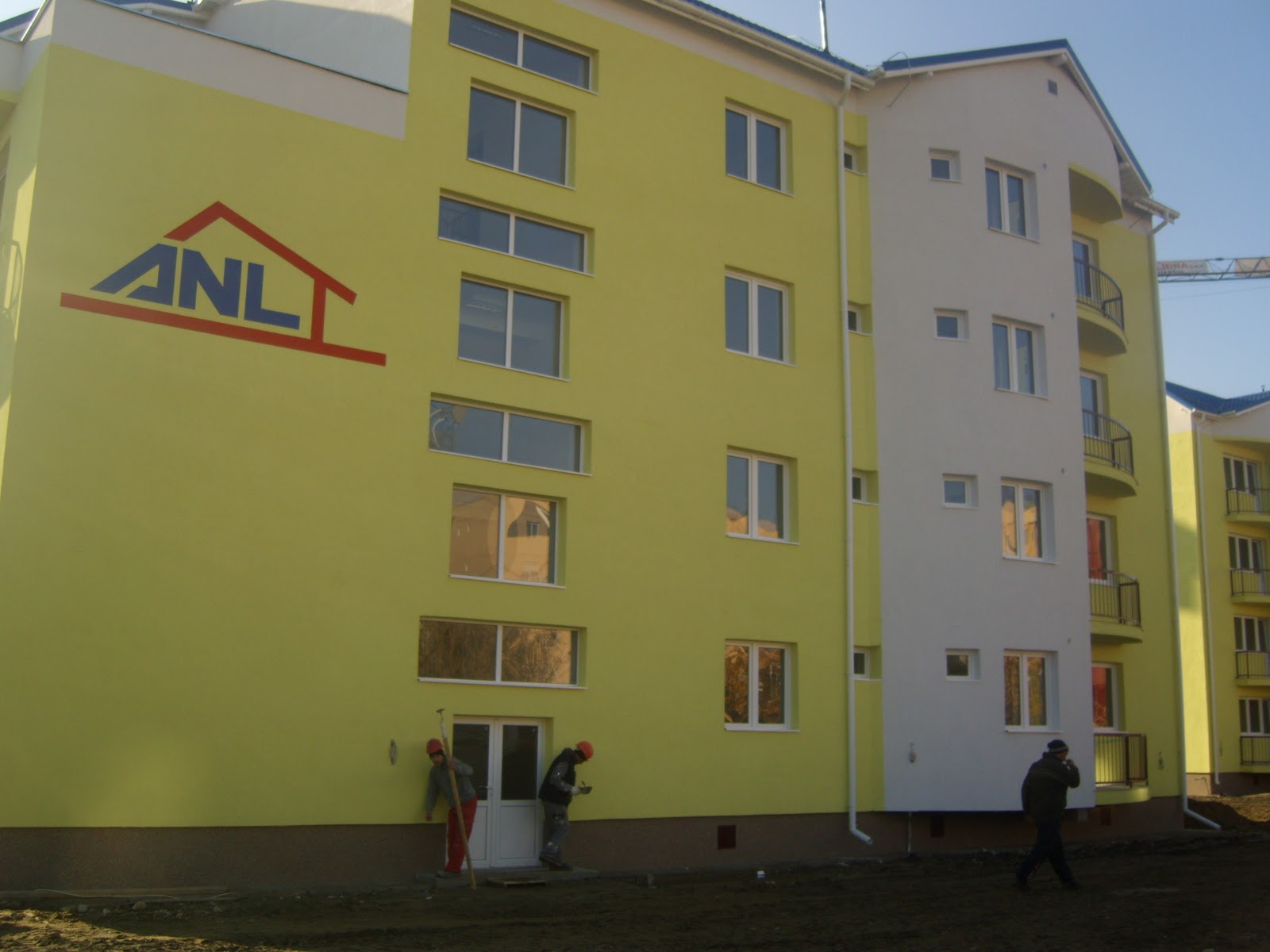 Mai mulţi medieşeni dintr-un bloc ANL ameninţă municipalitatea cu DNA-ul