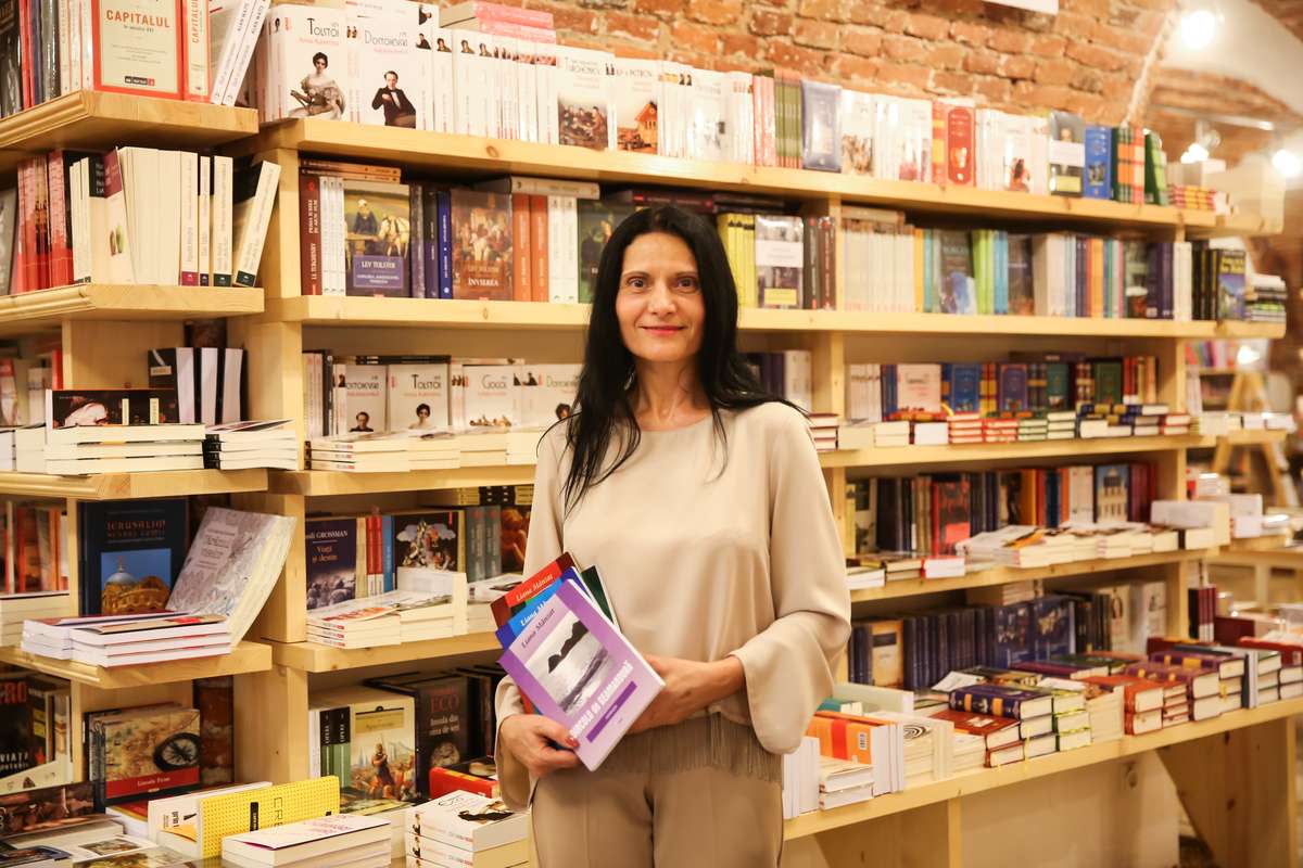 Liana Mânzat: Dacă ai forţa morală ca să începi să „zideşti”, cred că poţi înfrunta „uragane”