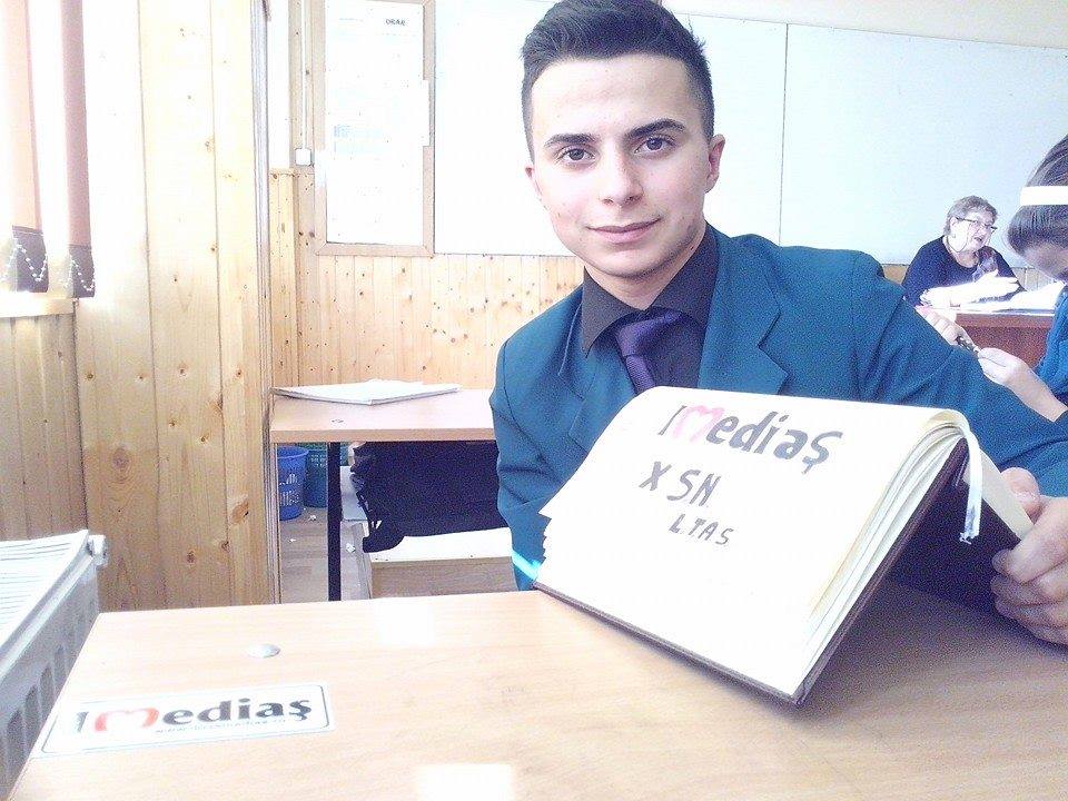 Fostul primar al tinerilor medieșeni, Sergiu Lazăr, noul reprezentant al elevilor în Consiliul de Administrație al Liceului Teoretic „Axente Sever”