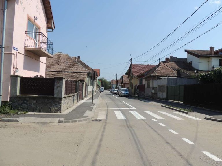 Noi străzi în lucru, închideri şi restricţii în trafic