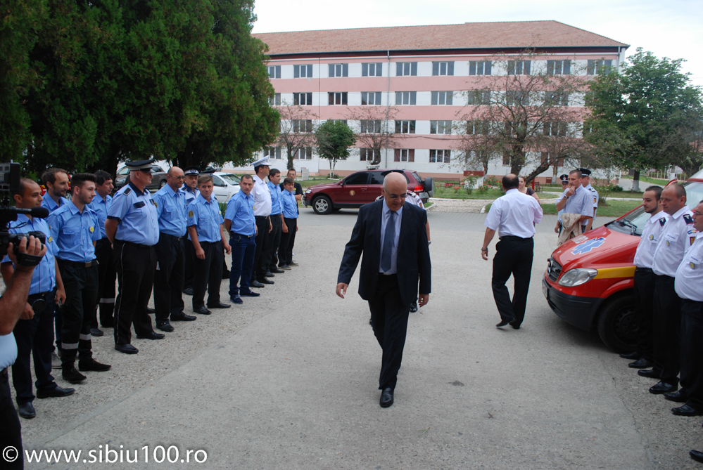 10 ani SMURD Cop  a Mic