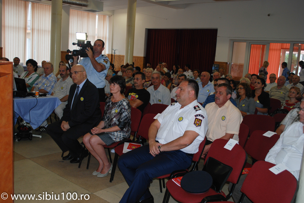 10 ani SMURD Cop  a Mic   15