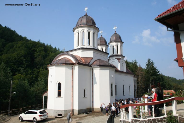 Hram la mânăstirea Turnu Roșu la finele săptămânii
