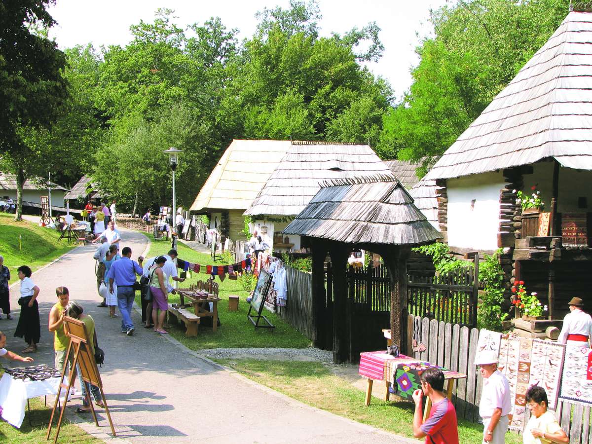 Târg tradițional de Sfânta Maria în Muzeul ASTRA