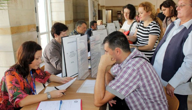 329 locuri de muncă pentru șomerii sibieni