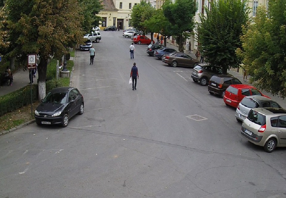 Accesul și staționarea autovehiculelor în centrul istoric al Mediașului, în atenția polițiștilor locali