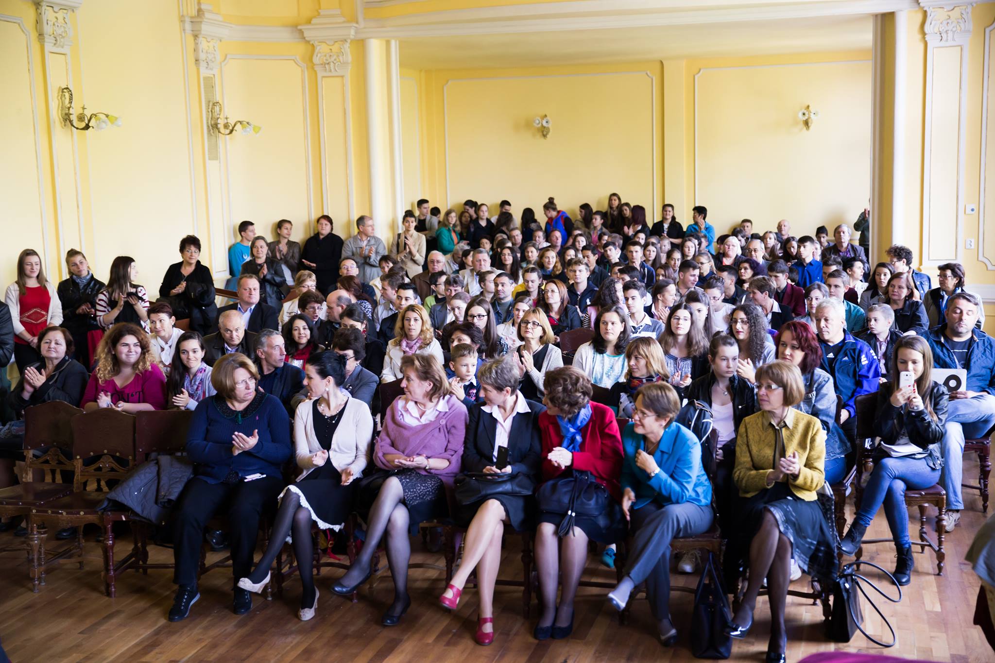 12082098 1057206564312251 546378740 o