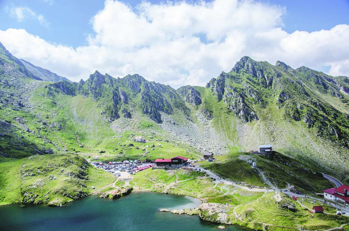 Drumeție montană spre Bâlea Lac