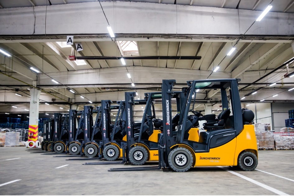 noua flota de stivuitoare