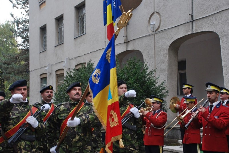Mesajele autorităților județene, cu ocazia Zilei Armatei Române