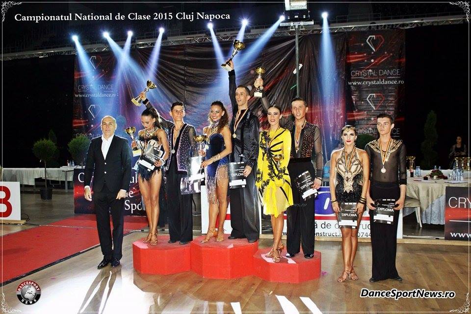Sibiencele Ioana Avram şi Ramona Corlaciu au cucerit podiumul la Campionatul Naţional de Dans Sportiv de la Cluj Napoca