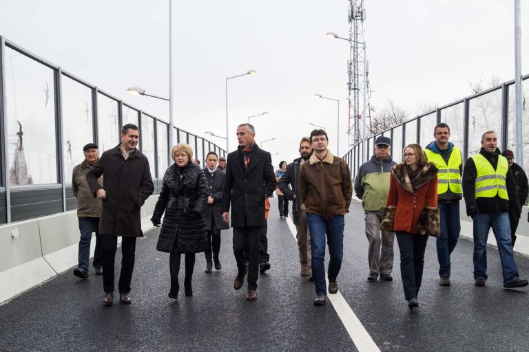 Viaductul Mihail Kogălniceanu – Calea Şurii Mici a fost deschis circulației