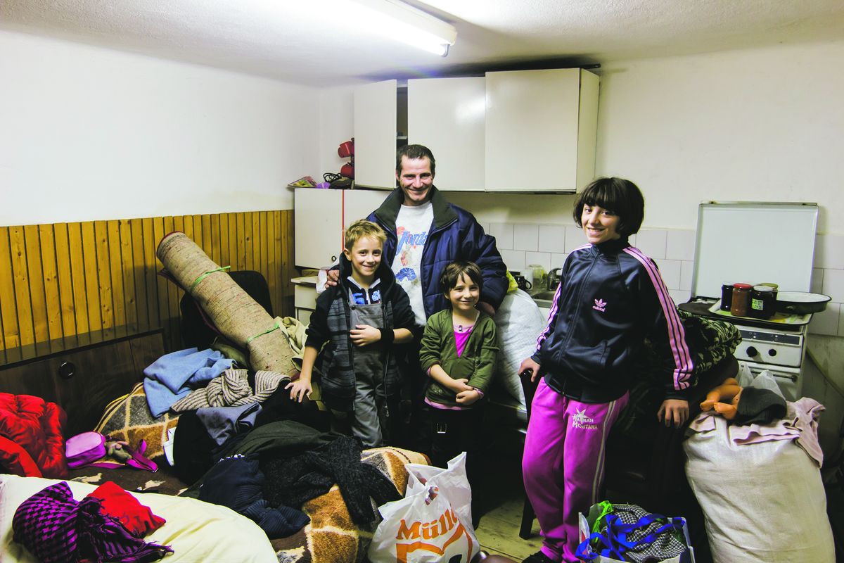 La apelul Sibiu 100%, Gheorghe Avram și cei trei copii ai lui au o locuință!