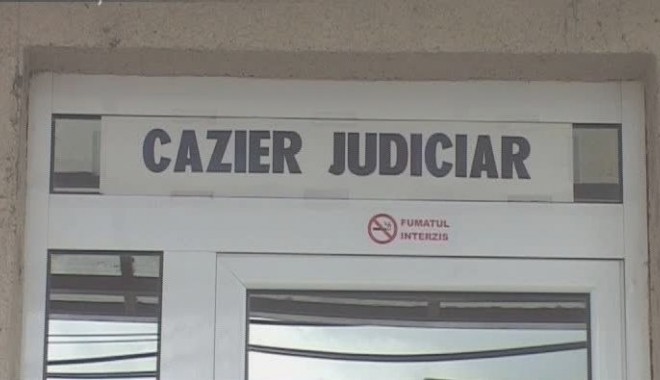 Doi angajați ai IPJ, Serviciul Cazier, în vizorul procurorilor