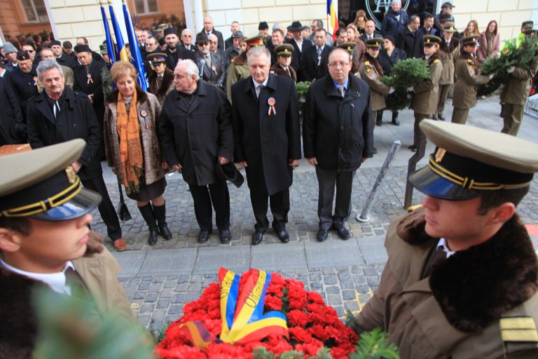 FOTO: Depuneri de coroane la Consiliul Dirigent