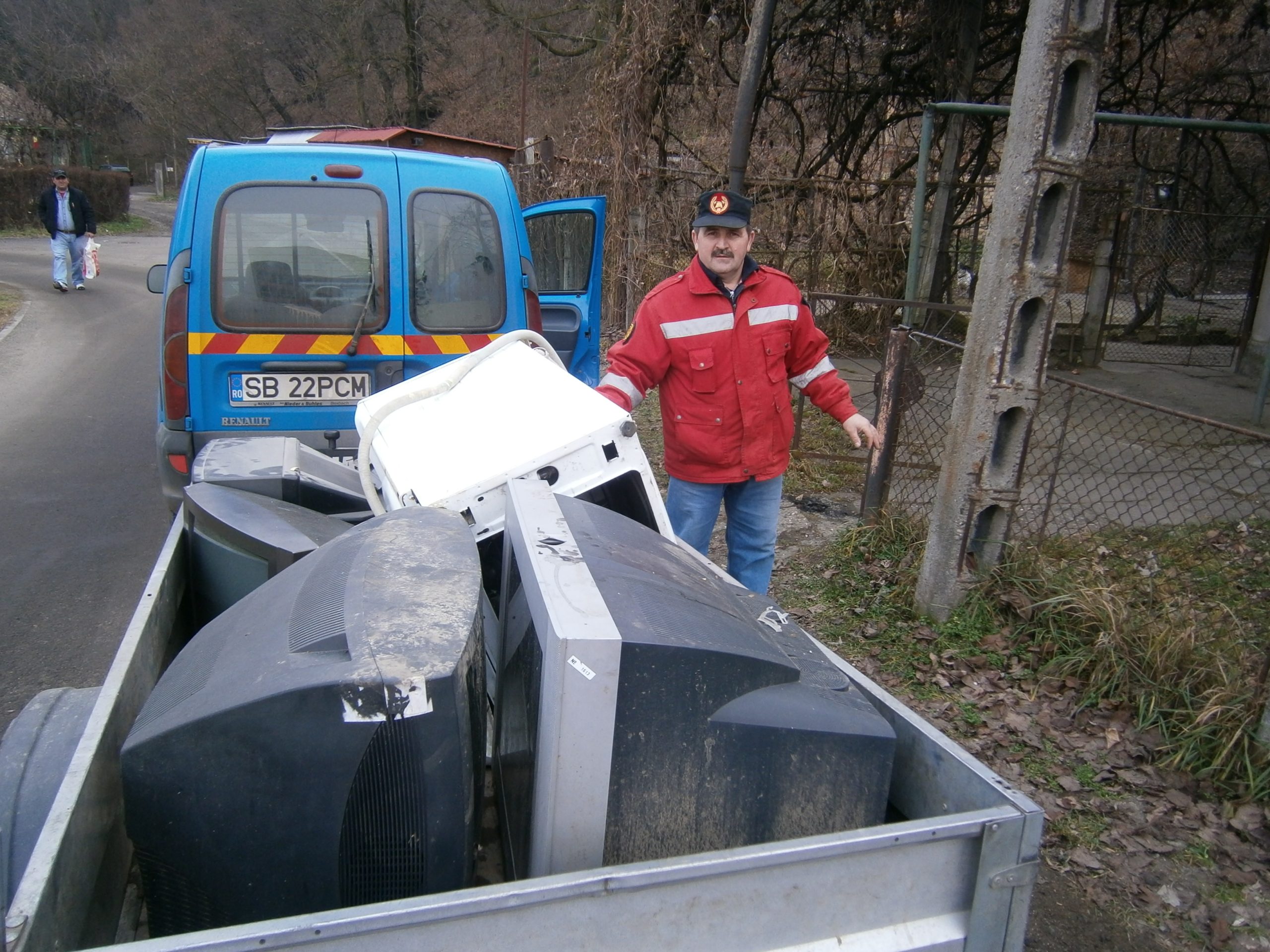 Copșa Mică “eliberată” de 500 kg de materiale electrice și electrocasnice