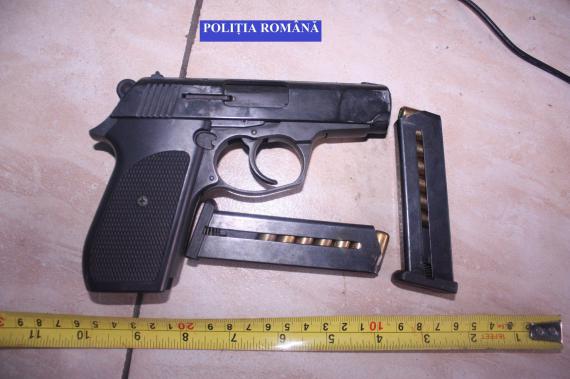 Deținătorii de arme vor putea fi examinați psihologic oricând, la cererea autorităților