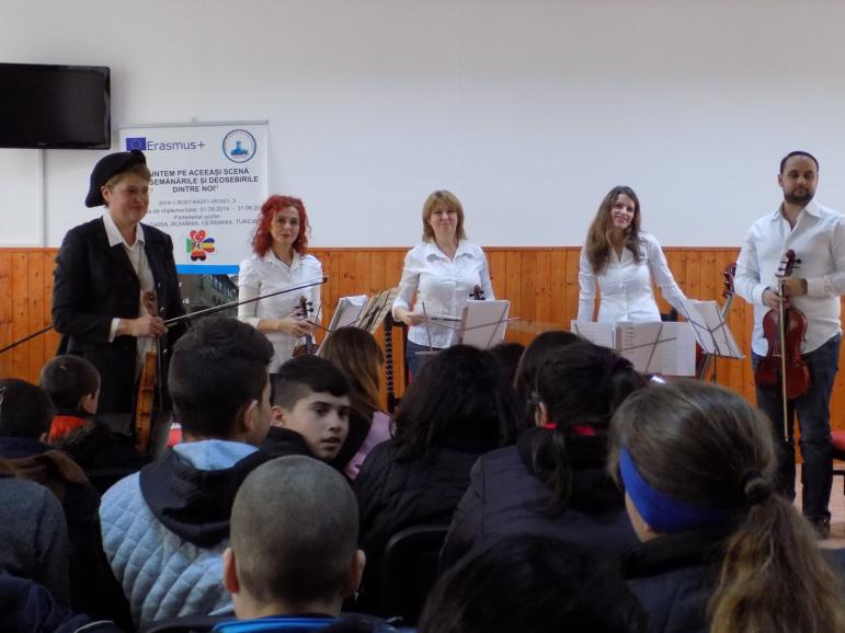 Călătorie muzicală pe acorduri de Mozart și Vivaldi, la Turnu Roșu