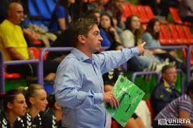 Antrenorul Alexandru Weber, adversar contra echipei din oraşul în care s-a născut