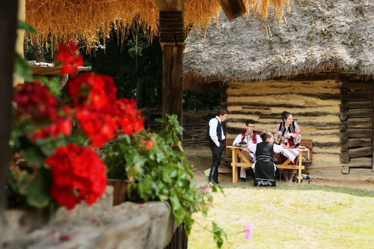 Olimpiada „Meşteşuguri artistice tradiţionale va beneficia de 50.000 de lei