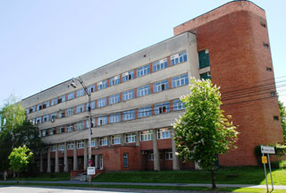 Spitalul Județean, chemat în instanță de zeci de salariați pentru recalcularea sporurilor