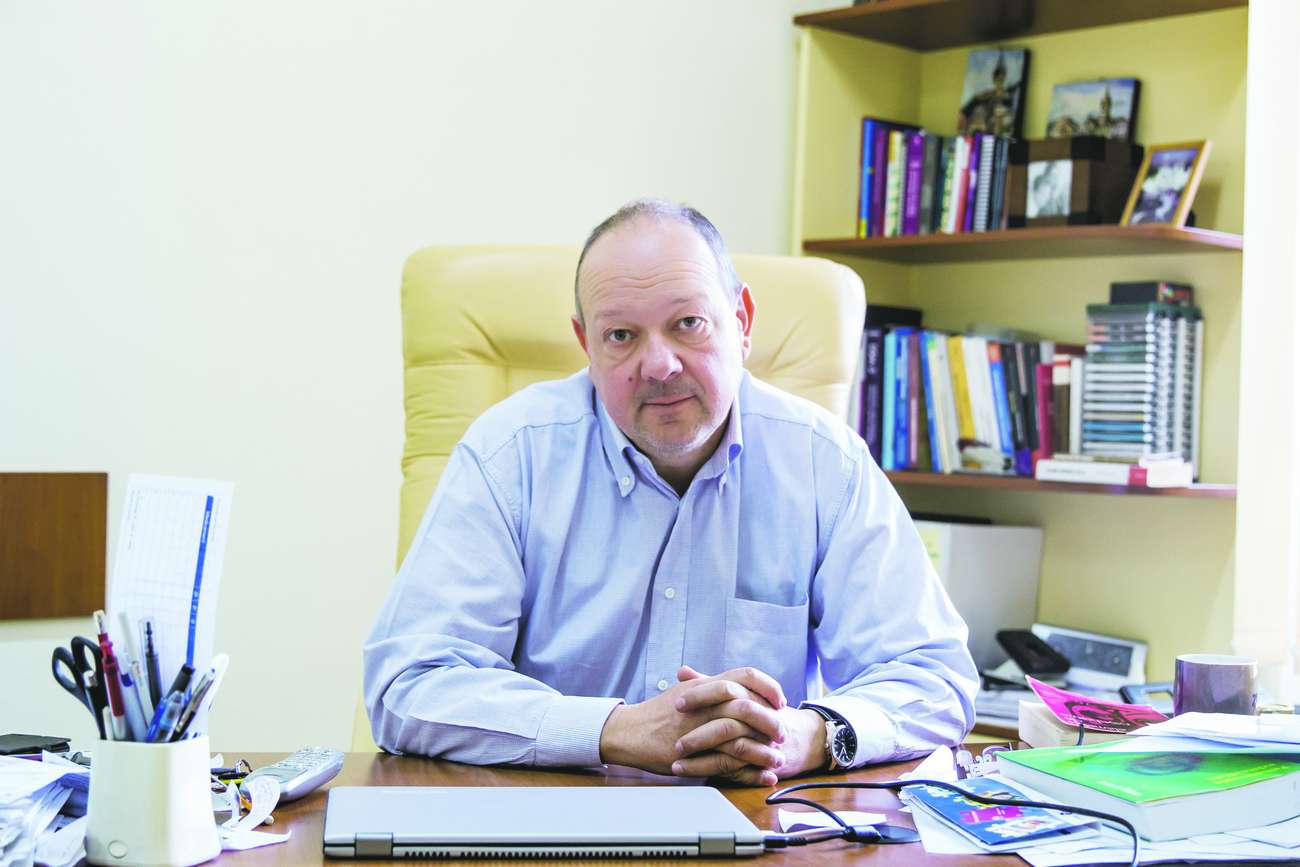 Dr. Bogdan Păcală despre SCHIZOFRENIE: Cu cât pacientul este mai afectat şi mai rupt de realitate, cu atât el se consideră mai normal