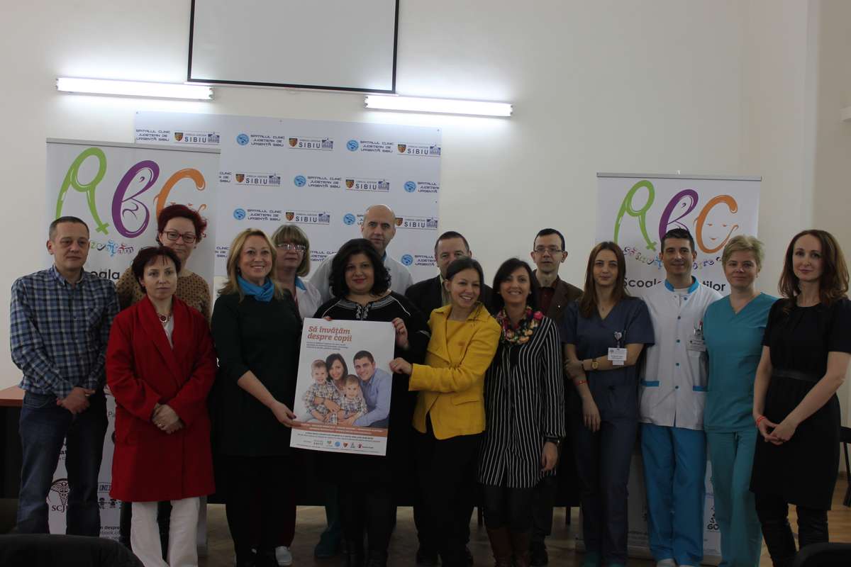 Se deschide „ABC – Școala Părinților”, un program gratuit inițiat de Asociațiile „Baby Care” și „Mâini Unite”