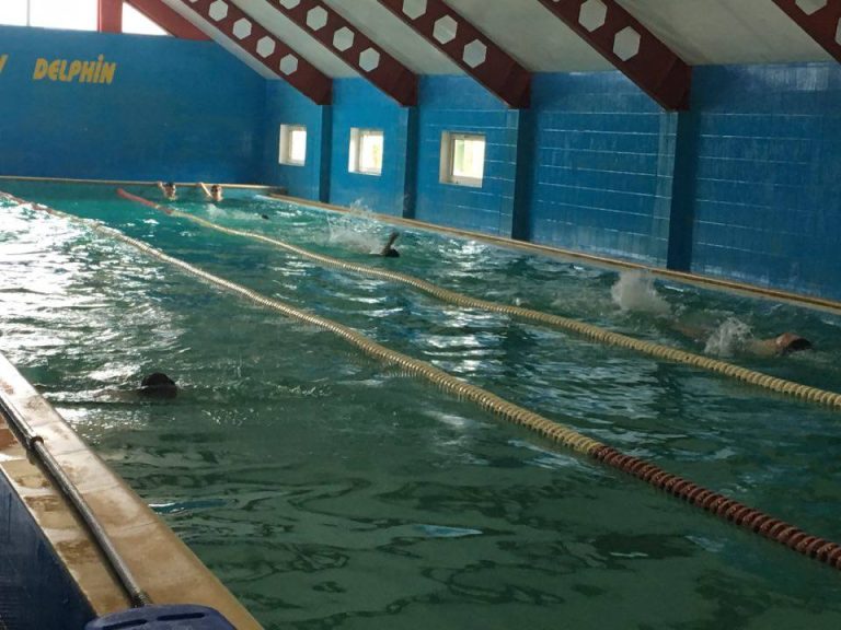 Concurs de înot pentru tinerii din Mediaș și nordul județului