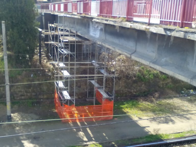 Au început lucrările la pasarela de la gara din Mediaş