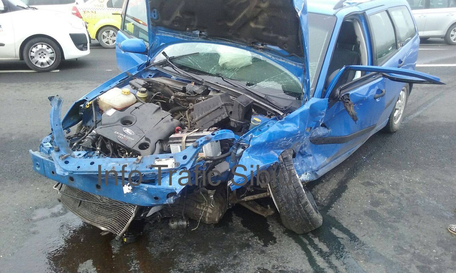 Cinci răniți într-un accident produs pe DN 1