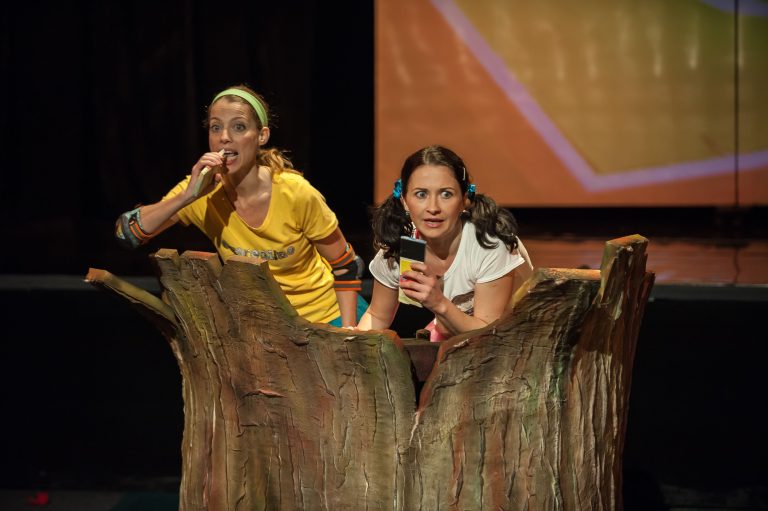 Spectacolele „Prințesele Spion” și „Alice” revin la Teatrul Gong