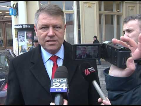 Klaus Iohannis, la Slujba de Înviere de la Patriarhie