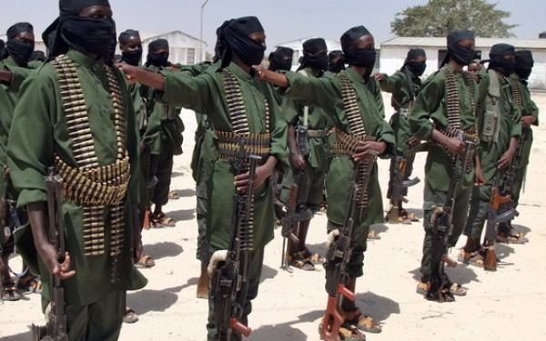 Lovitura coalitiei arabe impotriva Al-Qaida. 800 de jihadisti, ucisi intr-o ofensiva militara in sudul Yemenului