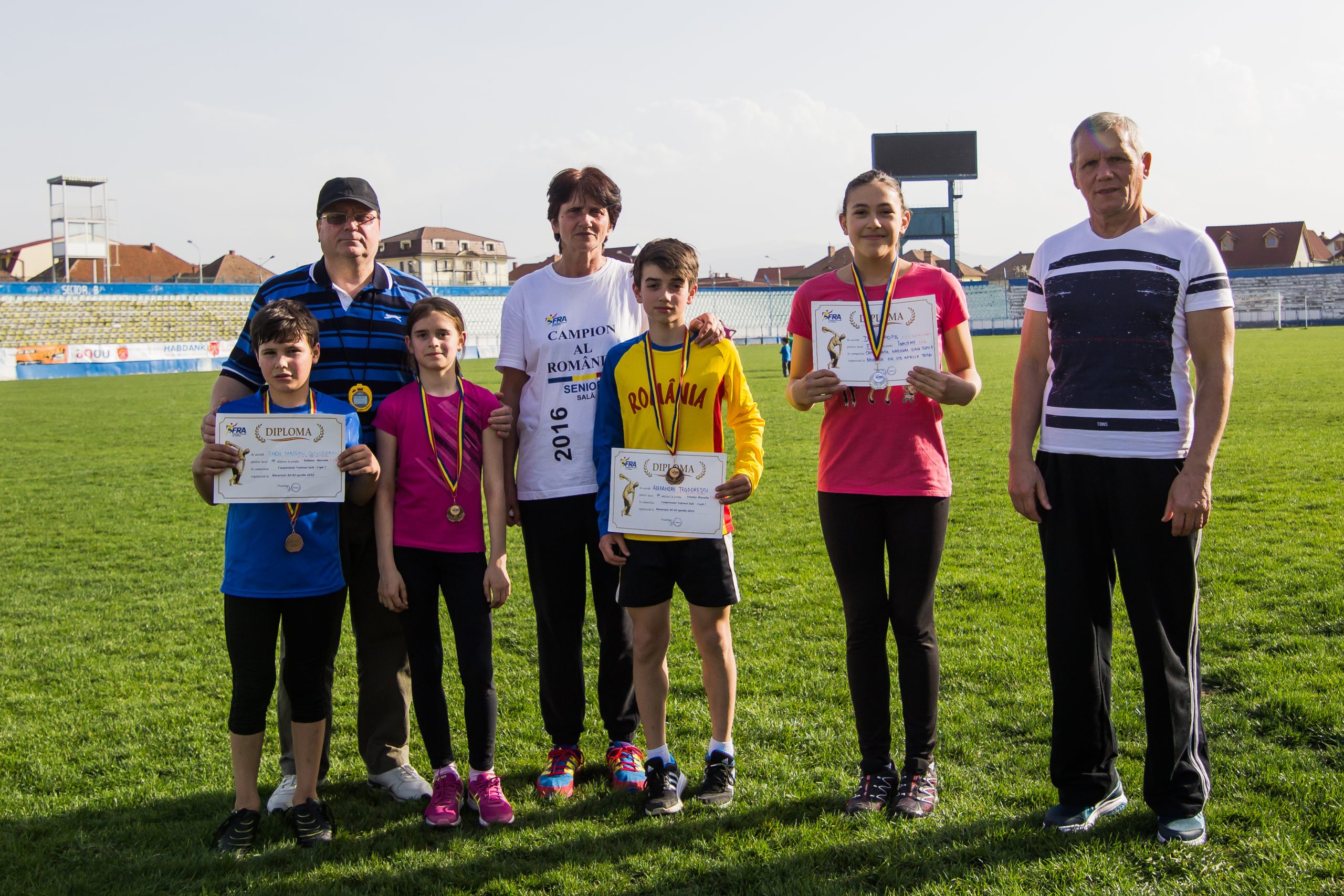 Atleţii sibieni s-au întors cu 4 medalii din capitala României
