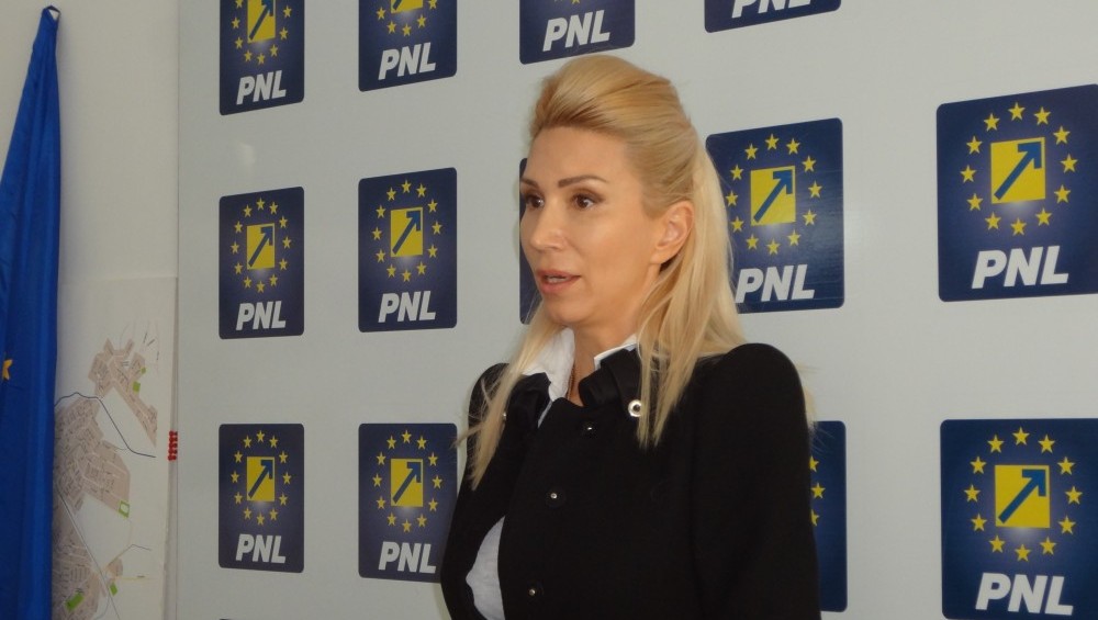 Raluca Turcan – Avem nevoie de politicieni integri, profesionişti şi dedicați